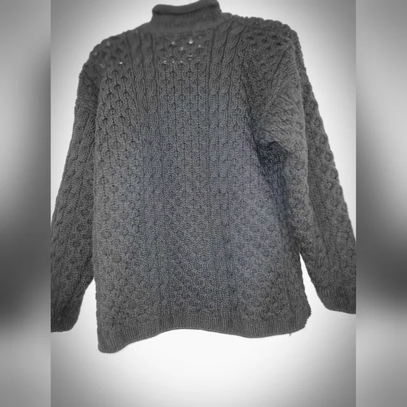Gaeltarra Authentic Irish Wool Cable Knit Roll Neck Sweater Small oversized fit. Women